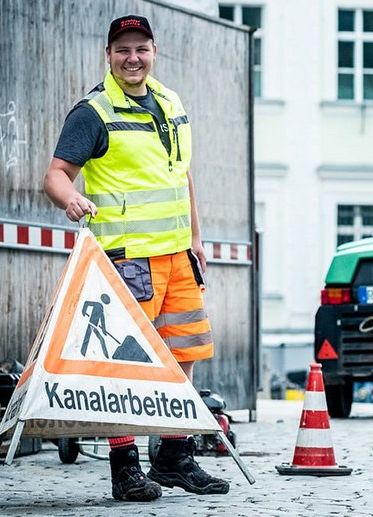 Kanalreinigung und Rohrreinigung Plattling - Verkehrssicherung